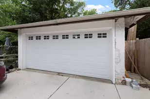 1814 Latham St, Rockford, IL 61103 - Photo 23