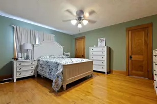 1814 Latham St, Rockford, IL 61103 - Photo 11