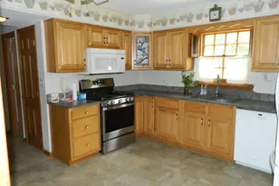 628 Blenheim Dr, Rockford, IL 61108 - Photo 7