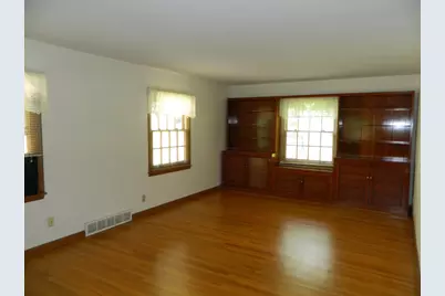 628 Blenheim Drive, Rockford, IL 61108 - Photo 3