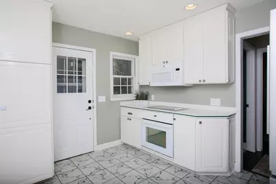 1325 W Lincoln, Freeport, IL 61032 - Photo 21