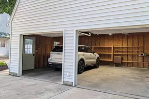 1325 W Lincoln, Freeport, IL 61032 - Photo 5