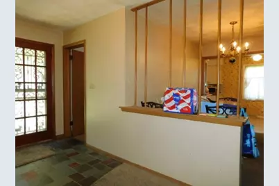 507 Fairview Boulevard, Rockford, IL 61107 - Photo 3