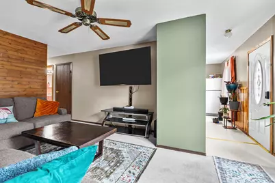 121 Goodhue Street, South Beloit, IL 61080 - Photo 9