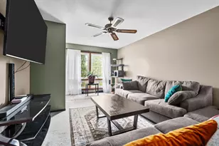 121 Goodhue St, South Beloit, IL 61080 - Photo 11