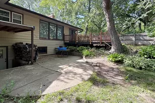 421 Warren Dr, Rockford, IL 61107 - Photo 21