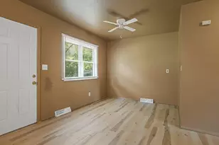 1118 Lincoln Ave, Rockford, IL 61102 - Photo 5