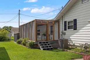 303 Elm St, Hanover, IL 61041 - Photo 31
