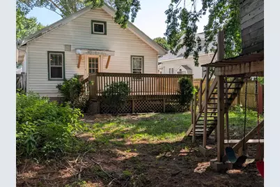 814 W Hamilton Street, Freeport, IL 61032 - Photo 13