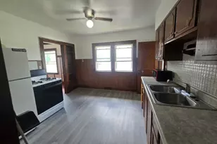 1721 S 5th St, Rockford, IL 61104 - Photo 13