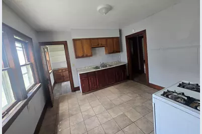 1721 S 5th Street, Rockford, IL 61104 - Photo 5