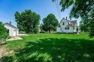 201 S Elida St, Winnebago, IL 61088 - Photo 35