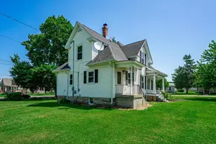 201 S Elida St, Winnebago, IL 61088 - Photo 37
