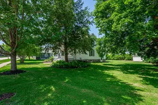 201 S Elida St, Winnebago, IL 61088 - Photo 3