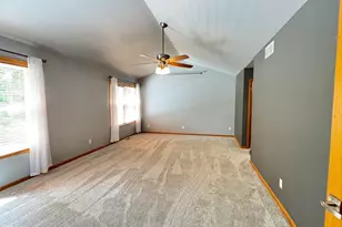 607 Jamestown, Belvidere, IL 61008 - Photo 25