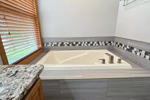 607 Jamestown, Belvidere, IL 61008 - Photo 31