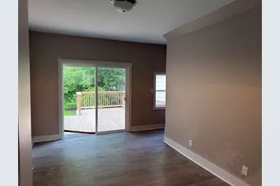528 S Harlem Avenue, Freeport, IL 61032 - Photo 5
