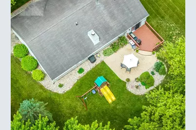 415 Staffordshire Drive, Poplar Grove, IL 61065 - Photo 37