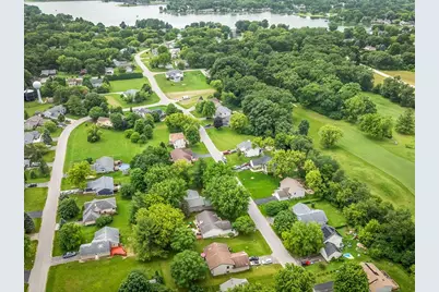 415 Staffordshire Drive, Poplar Grove, IL 61065 - Photo 35