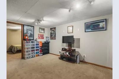 207 Tamarack Hollow Street, Poplar Grove, IL 61065 - Photo 19