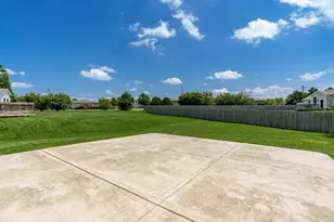2987 Vaughndale Dr, Machesney Park, IL 61115 - Photo 5