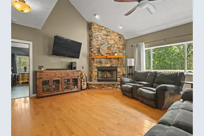 1393 Chadbourne Drive, Davis, IL 61019 - Photo 9