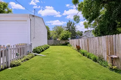 130 S Adams Street, South Beloit, IL 61080 - Photo 25