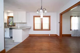 719 Lawn Dr, Loves Park, IL 61111 - Photo 3