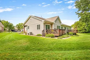 6364 Parks Edge Dr, Loves Park, IL 61111 - Photo 5
