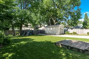 1518 Harlem Blvd, Rockford, IL 61103 - Photo 45