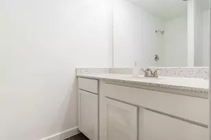 1518 Harlem Blvd, Rockford, IL 61103 - Photo 27