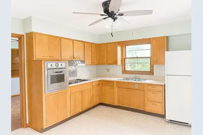 308 W Logan Street, Forreston, IL 61030 - Photo 3