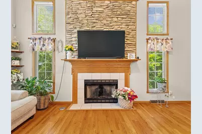 3476 Valley Woods Drive, Cherry Valley, IL 61016 - Photo 5
