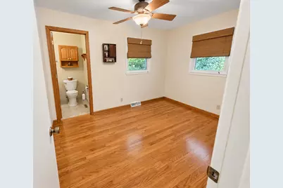 3899 S Weldon Road, Winnebago, IL 61088 - Photo 9
