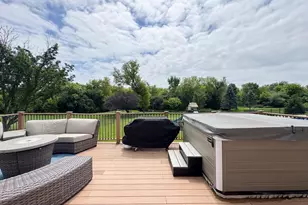 6787 Flower Hill Rd, Rockford, IL 61114 - Photo 5