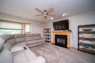 6787 Flower Hill Rd, Rockford, IL 61114 - Photo 17