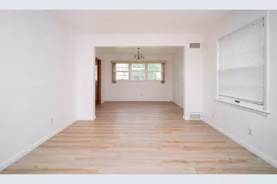 321 N London Avenue, Rockford, IL 61107 - Photo 3