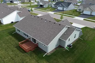 3687 Cardinal Dr, Beloit, WI 53511 - Photo 9