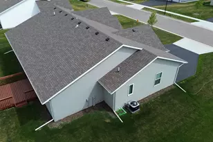 3687 Cardinal Dr, Beloit, WI 53511 - Photo 37