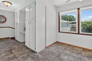 4520 Linview Dr, Rockford, IL 61109 - Photo 7