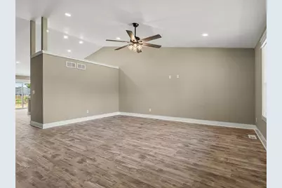 1046 Tebala Boulevard, Rockford, IL 61108 - Photo 3