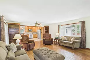 2014 N Meridian Rd, Rockford, IL 61101 - Photo 13