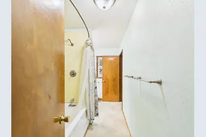 2014 N Meridian Road, Rockford, IL 61101 - Photo 15