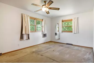 5537 Guilford Road, Rockford, IL 61107 - Photo 35