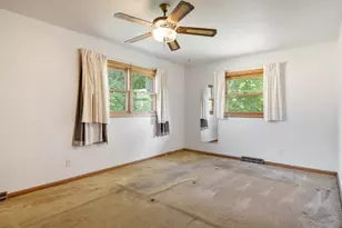 5537 Guilford Rd, Rockford, IL 61107 - Photo 35