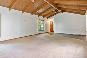 5537 Guilford Rd, Rockford, IL 61107 - Photo 17