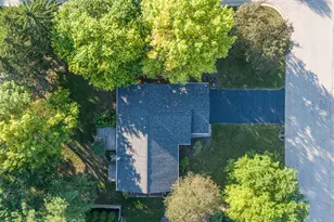 4584 Hampstead Pl, Loves Park, IL 61111 - Photo 3