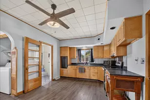 411 Main St, Leaf River, IL 61047 - Photo 11