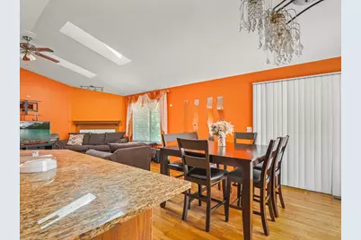 212 NE Rochester Road, Poplar Grove, IL 61065 - Photo 11
