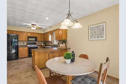 803 Babich Lane, Winnebago, IL 61088 - Photo 15